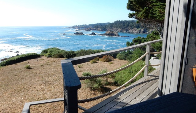 Best Views In Mendocino—Just Steps From Downtown!