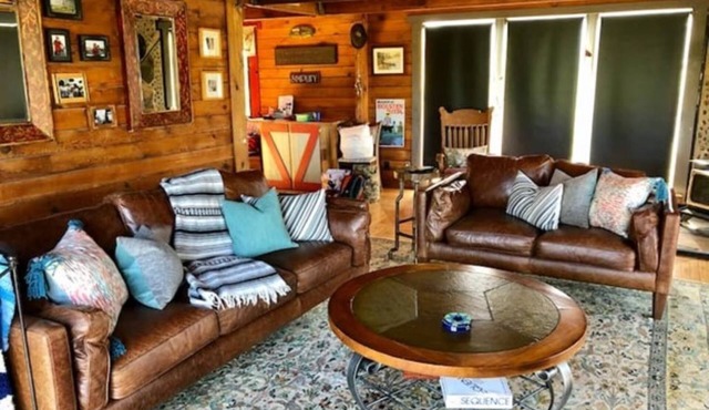 Best Views in Weber Canyon! 4 bdrm Rustic Paradise