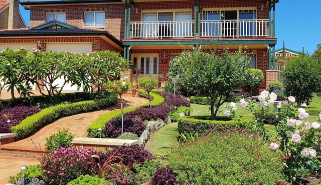 Best views of Jervis Bay, A/C,heating, free Internet & beautiful large apartment