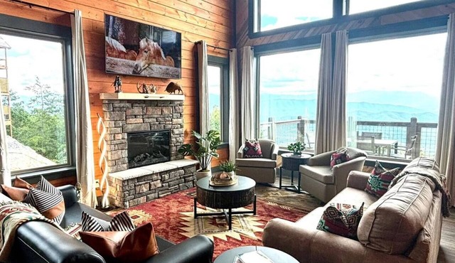 Best Views, pool, hottub, theater,arcade, games,sleeps16