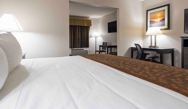 Best Western Beacon Inn