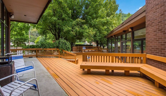 Best Western Braddock Inn
