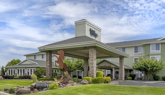 Best Western Bronco Inn