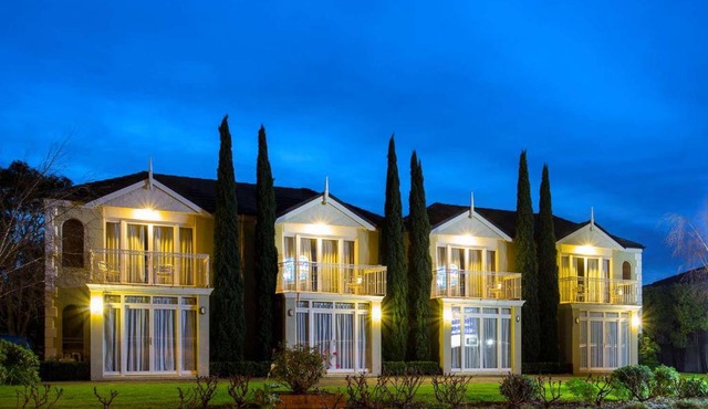 Best Western Colonial Village Motel