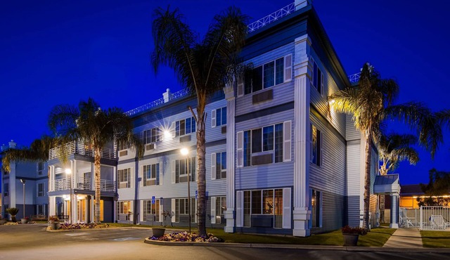 Best Western Colonial Inn