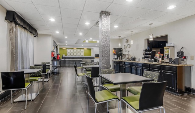 Best Western Commerce Inn