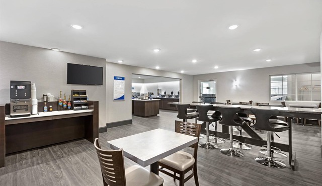 Best Western Cooperstown Inn & Suites