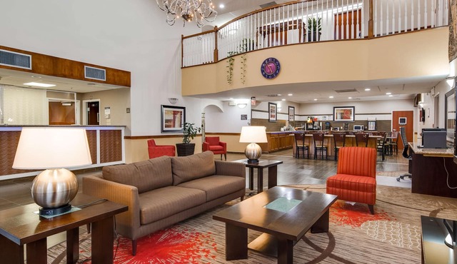 Best Western Dayton Inn & Suites