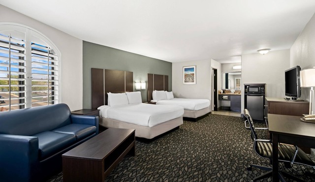 Best Western Desert Villa Inn