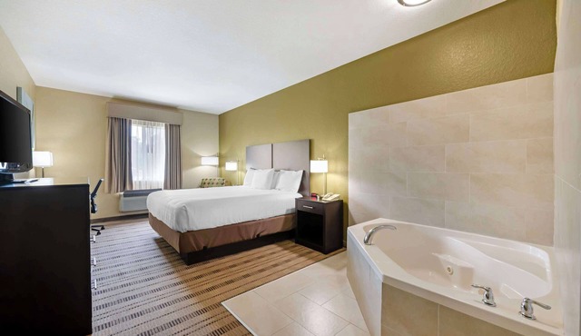 Best Western Edgewater Inn