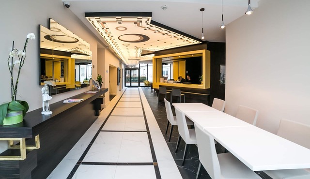 Best Western Hôtel JOURNEL Saint-Laurent-du-Var Aéroport