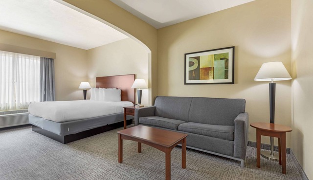 Best Western Franklin Town Center Hotel & Suites