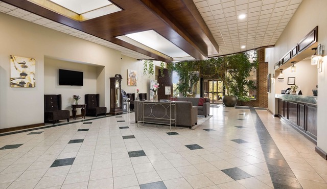 Best Western Grand Victorian Inn