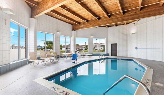 Best Western Holiday Manor