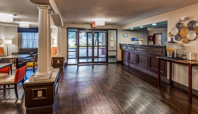 Best Western Inn & Suites