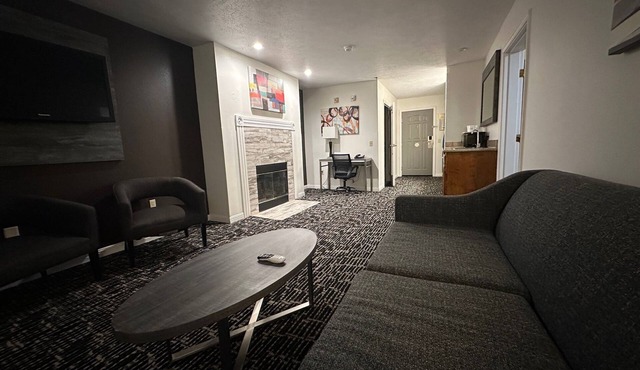 Best Western John Jay Inn