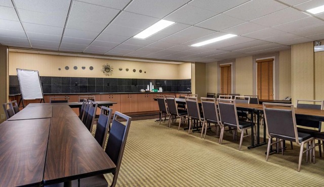 Best Western Marquis Inn & Suites
