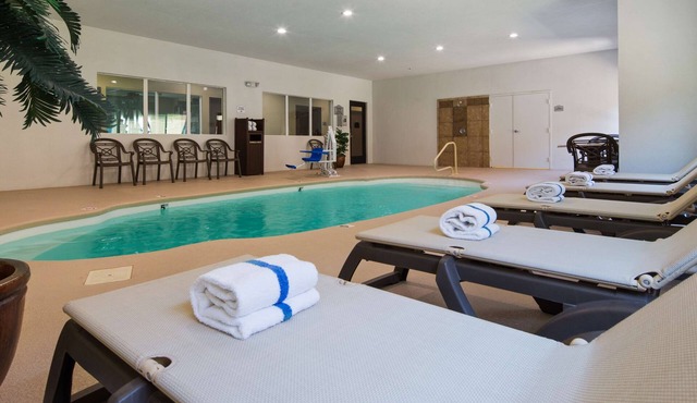 Best Western Oasis Inn