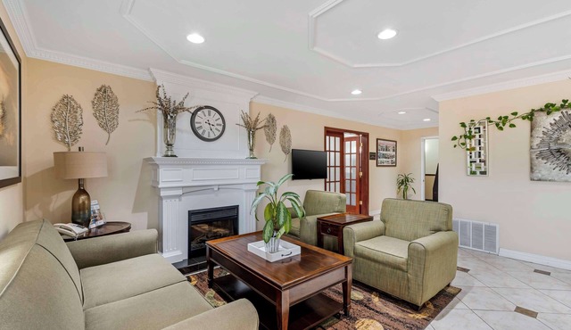 Best Western Pineywoods Inn