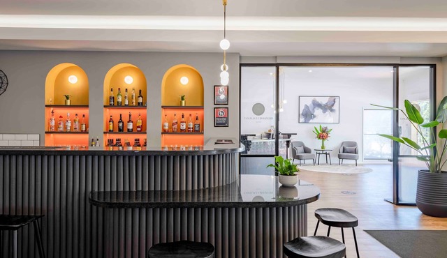 Best Western Plus Ambassador Orange