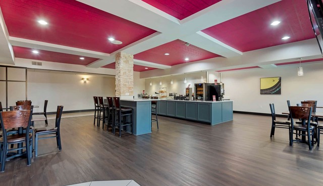 Best Western Plus Arlington North Hotel & Suites