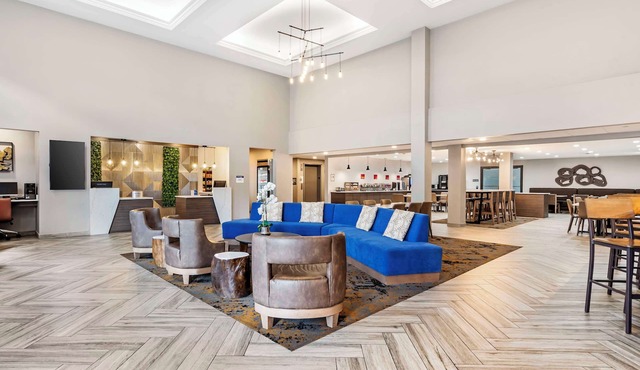 Best Western Plus Bourbonnais Hotel & Suites