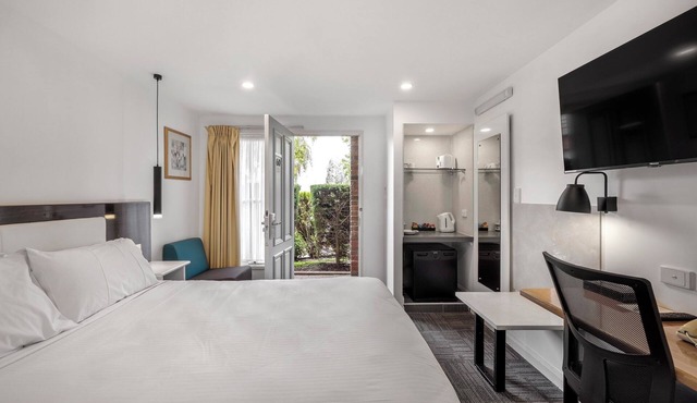 Best Western Plus Buckingham International