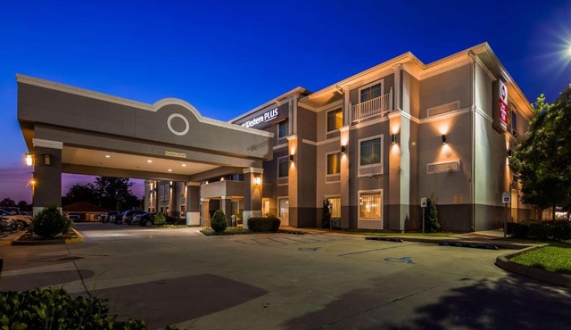 Best Western Plus Chalmette Hotel
