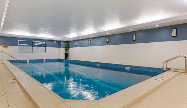 Best Western Plus Chocolate Lake Hotel