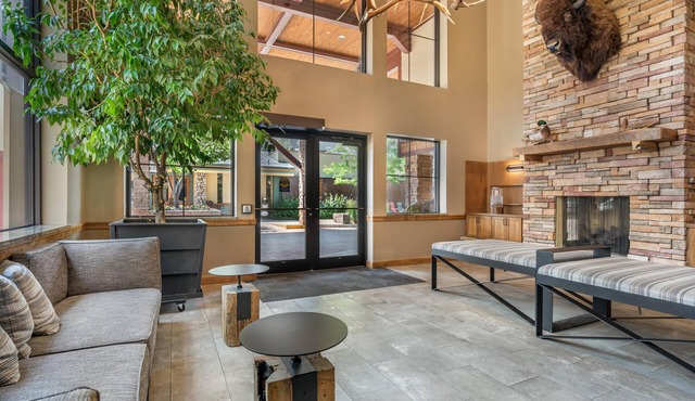 Best Western Plus Clocktower Inn