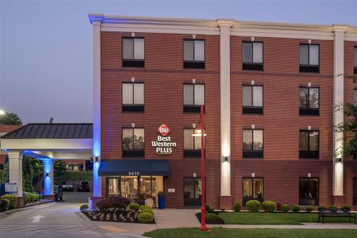 Best Western Plus College Park Hotel