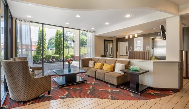 Best Western Plus College Park Hotel