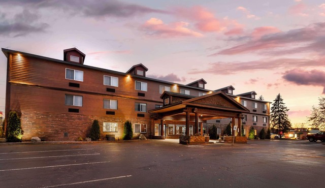 Best Western Plus Concord Inn