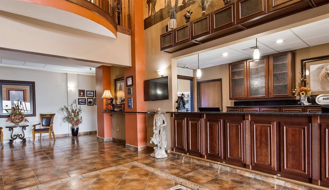 Best Western Plus Country Inn & Suites