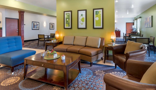 Best Western Plus Covered Bridge Inn