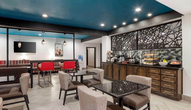 Best Western Plus Daphne Inn & Suites