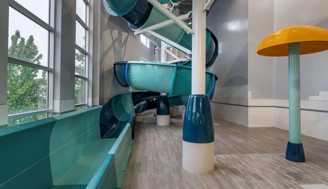 Best Western Plus Dartmouth Hotel & Suites