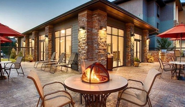 Best Western Plus Dayton Hotel & Suites