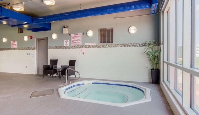 Best Western Plus Eastgate Inn & Suites