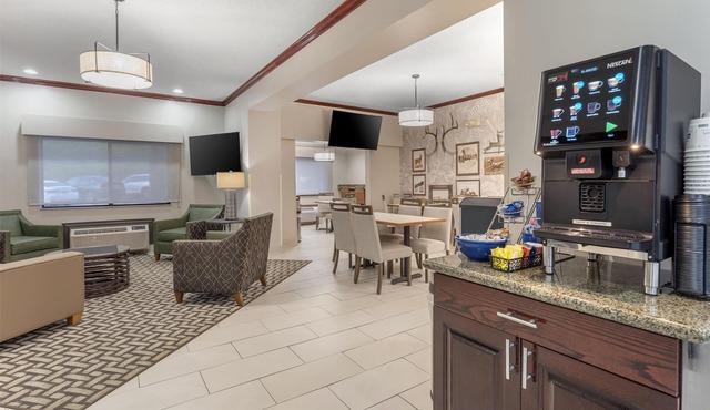 Best Western Plus Executive Inn