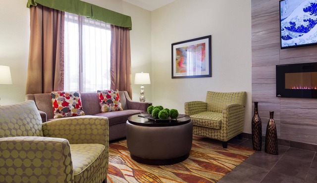 Best Western Plus Fairview Inn & Suites