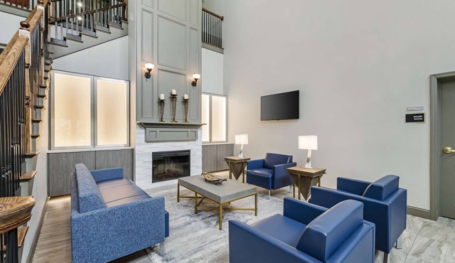 Best Western Plus First Coast Inn & Suites