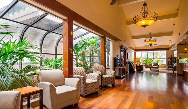 Best Western Plus Forest Park Inn