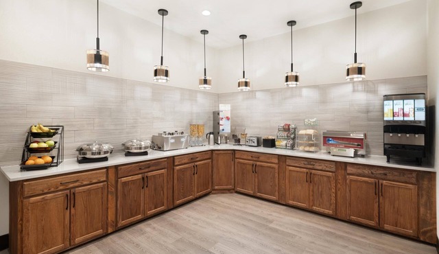 Best Western Plus Frontier Inn