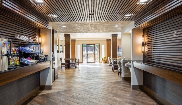 Best Western Plus Hill Country Suites