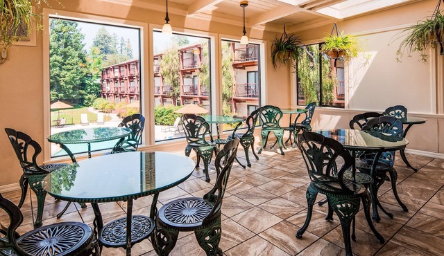 Best Western Plus Humboldt House Inn