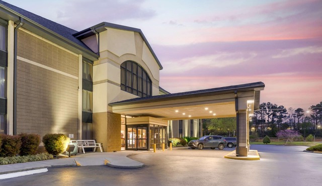 Best Western Plus Knoxville Cedar Bluff