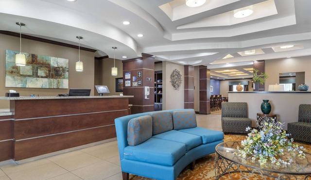 Best Western Plus Longhorn Inn & Suites
