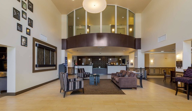 Best Western Plus Miami Airport North Hotel & Suites