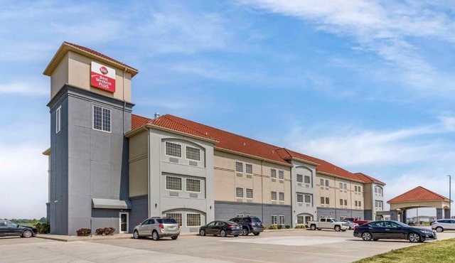 Best Western Plus MidAmerica Hotel